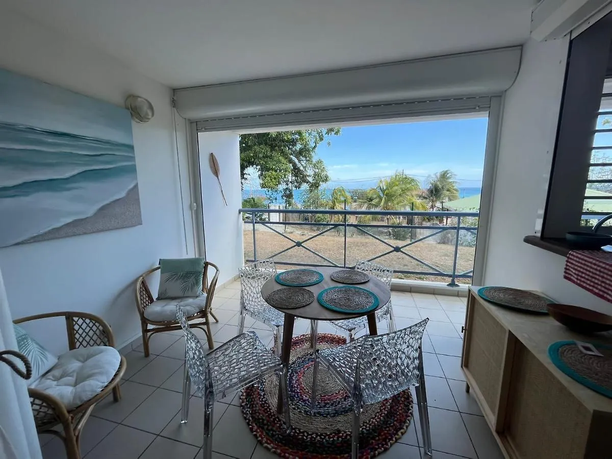 Appartement Ti Paillettes Calme vue mer et plage à 50 m Le Diamant